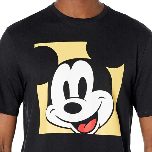 ❄3/$26 Xmas sale❄ NWOT 2 Tshirts, Mens Disney Mickey Mouse crew tshirts - Picture 4 of 6